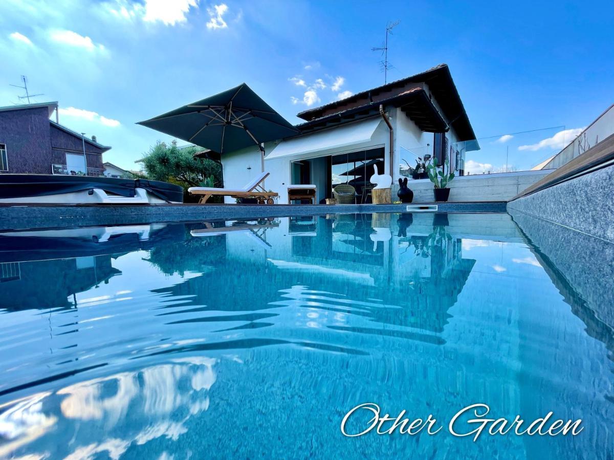 Other Garden - Luxury Bed And Breakfast Rho Exteriör bild